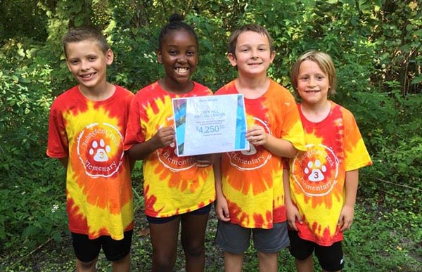 Children at Tree Hill Nature Center. 