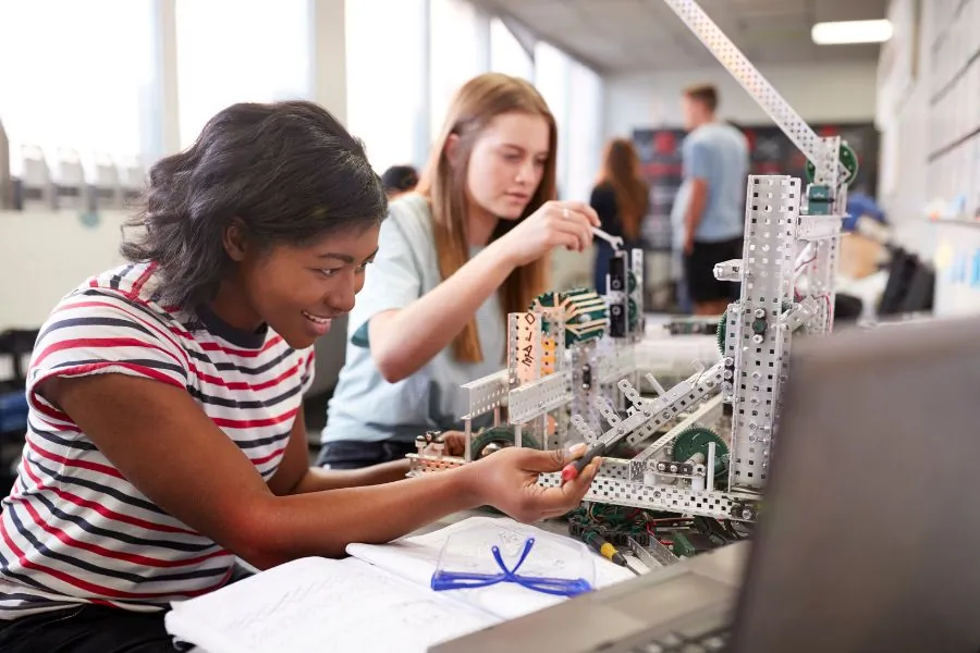 Students working in a lab.